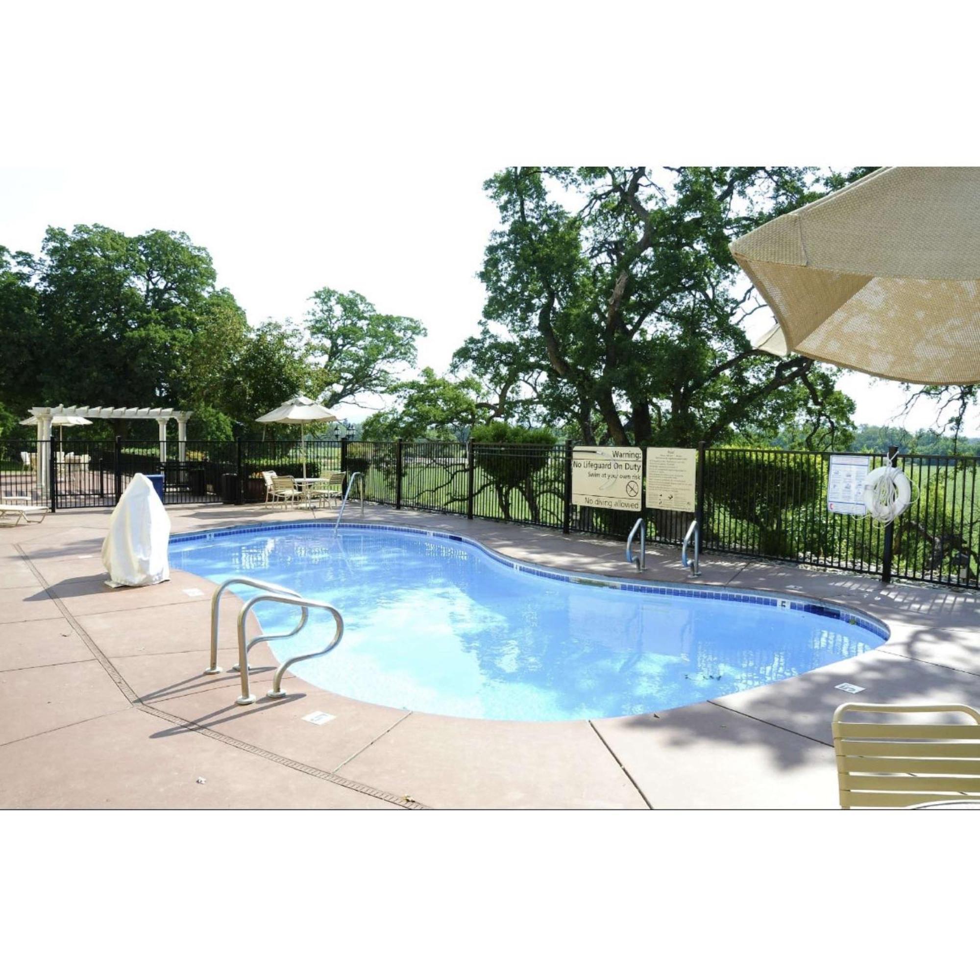Hampton Inn & Suites Red Bluff Luaran gambar